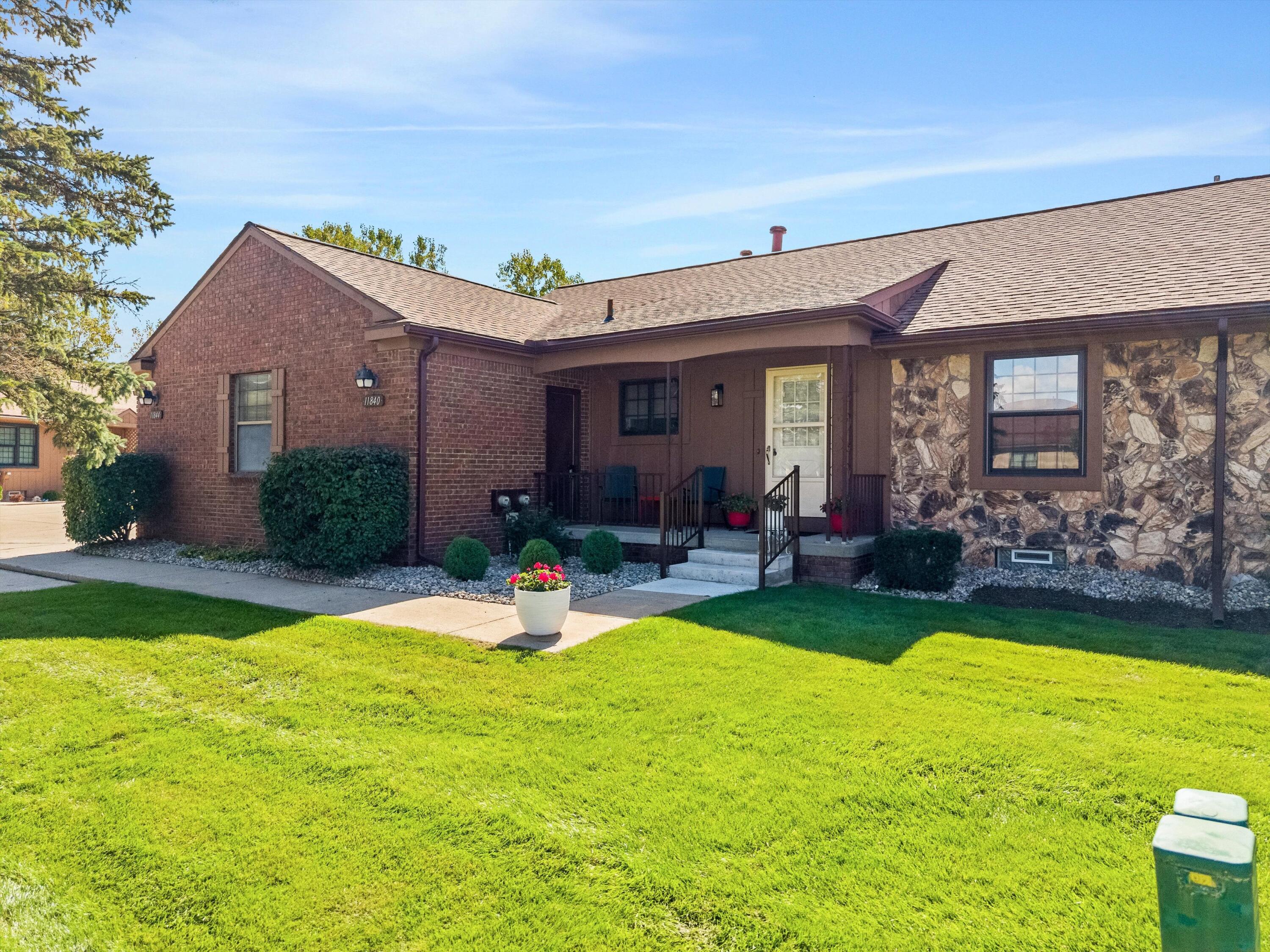 11840 Lexington Drive 2