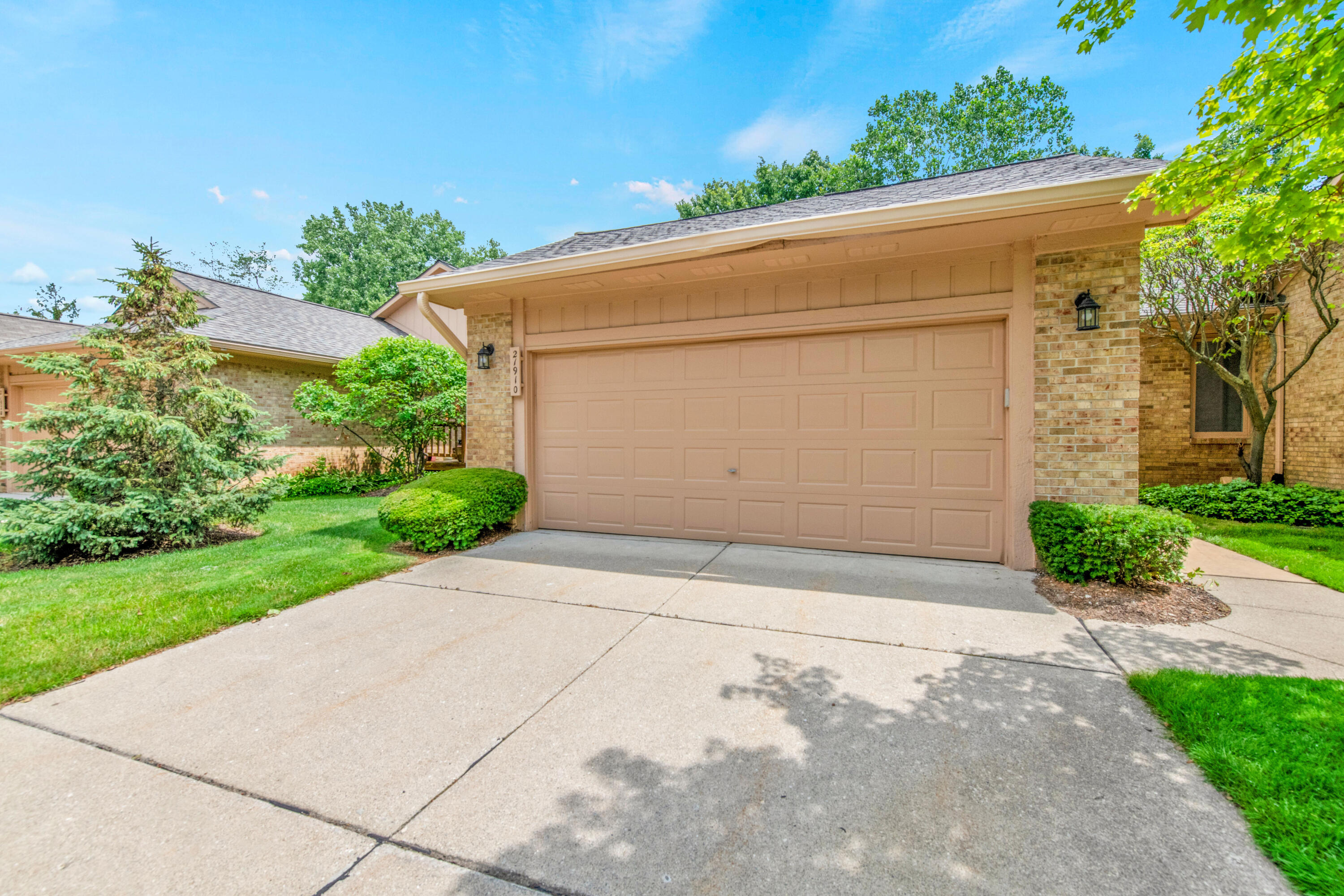 21910 River Ridge Trail