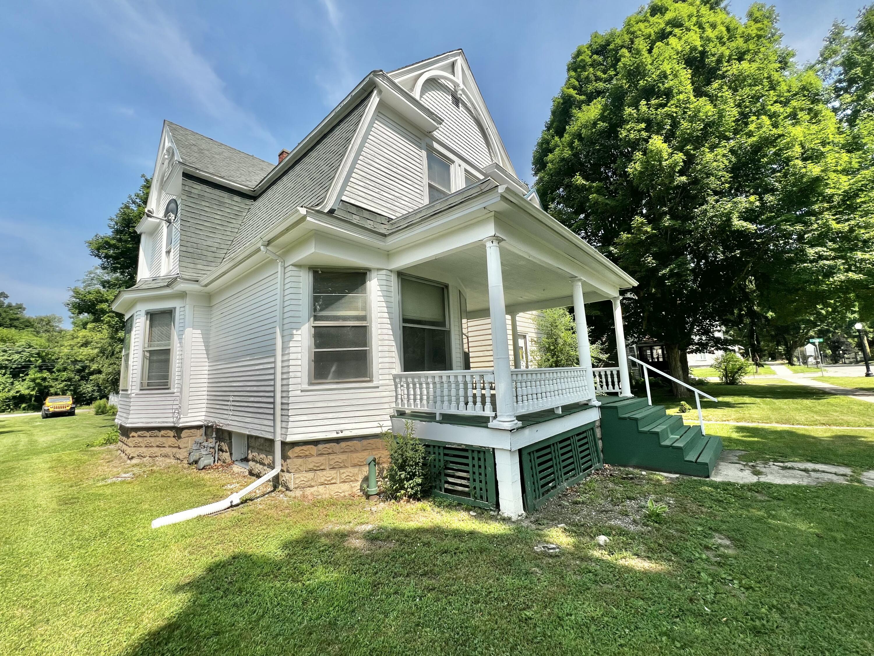 86 S Howell Street