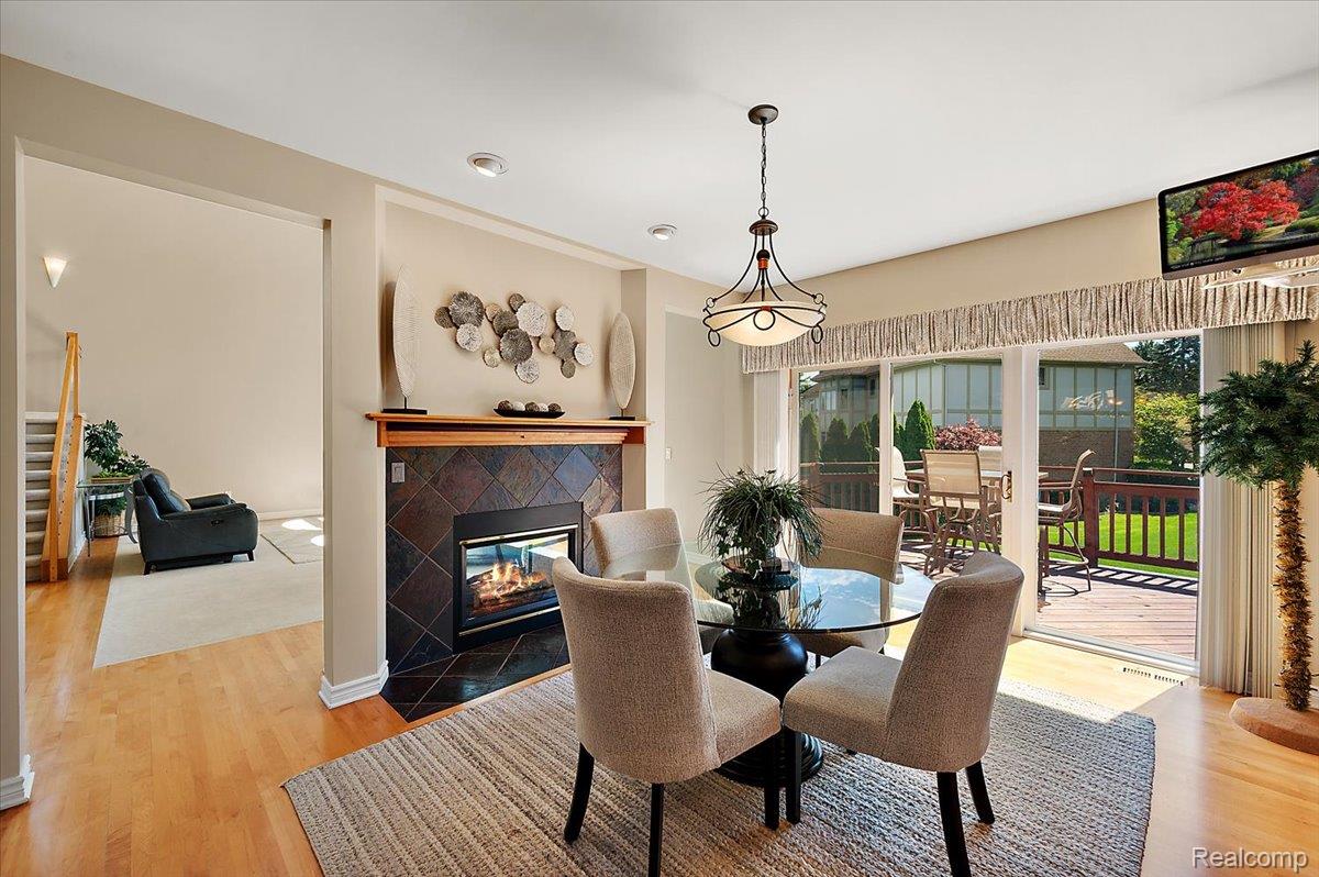 4417 Island View Drive