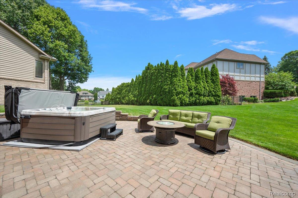 4417 Island View Drive