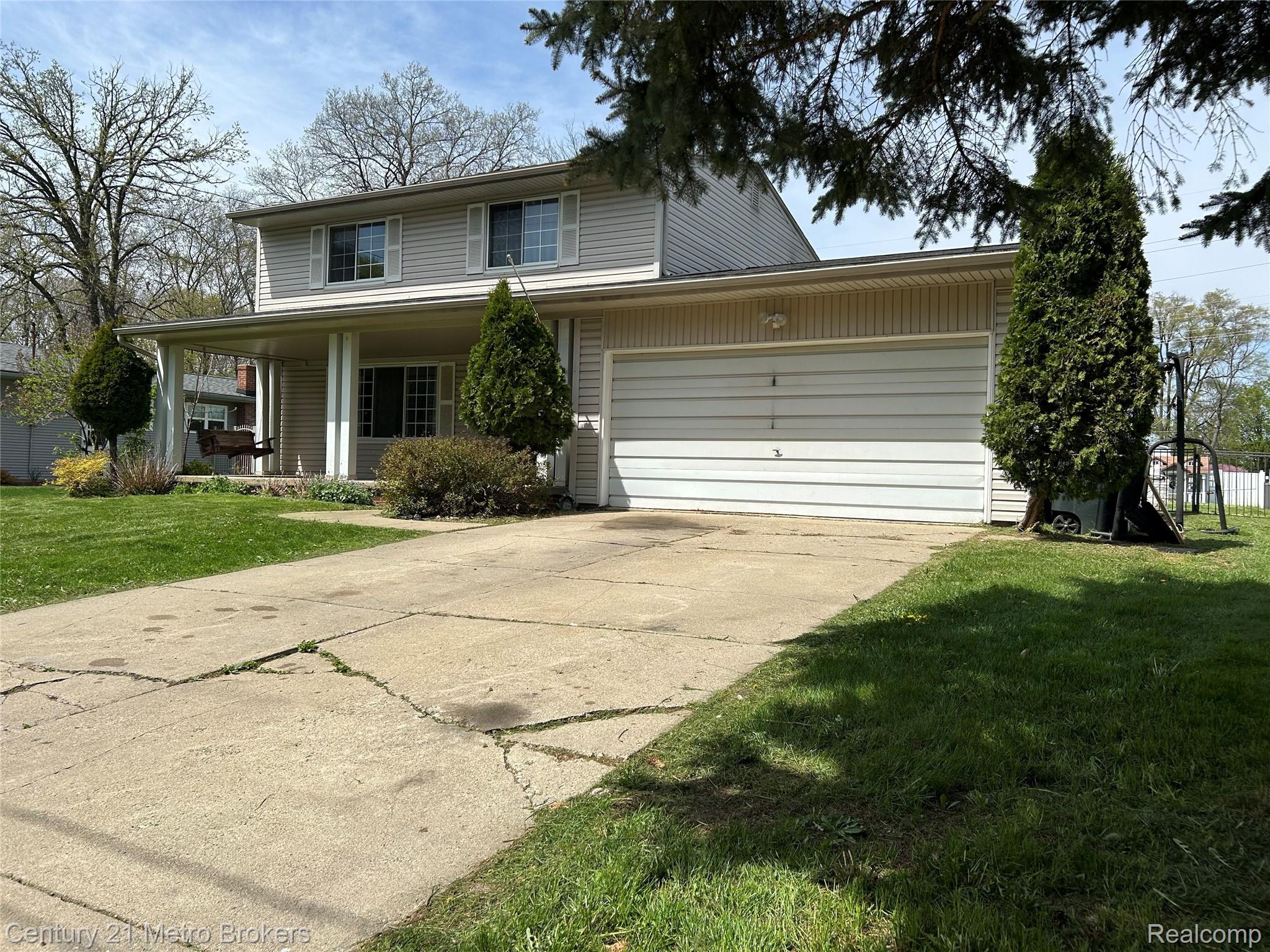 1124 Trotwood Lane