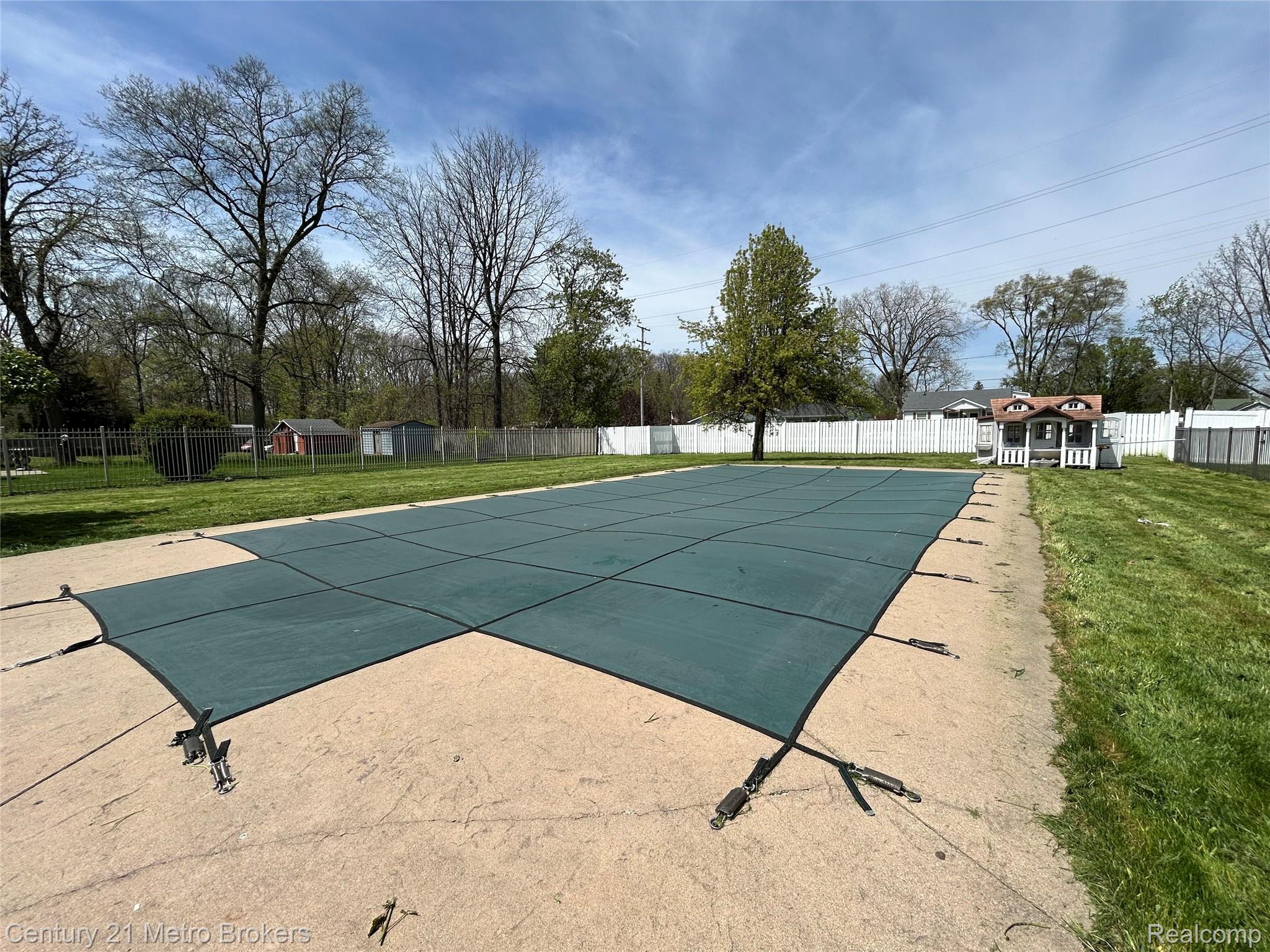 1124 Trotwood Lane
