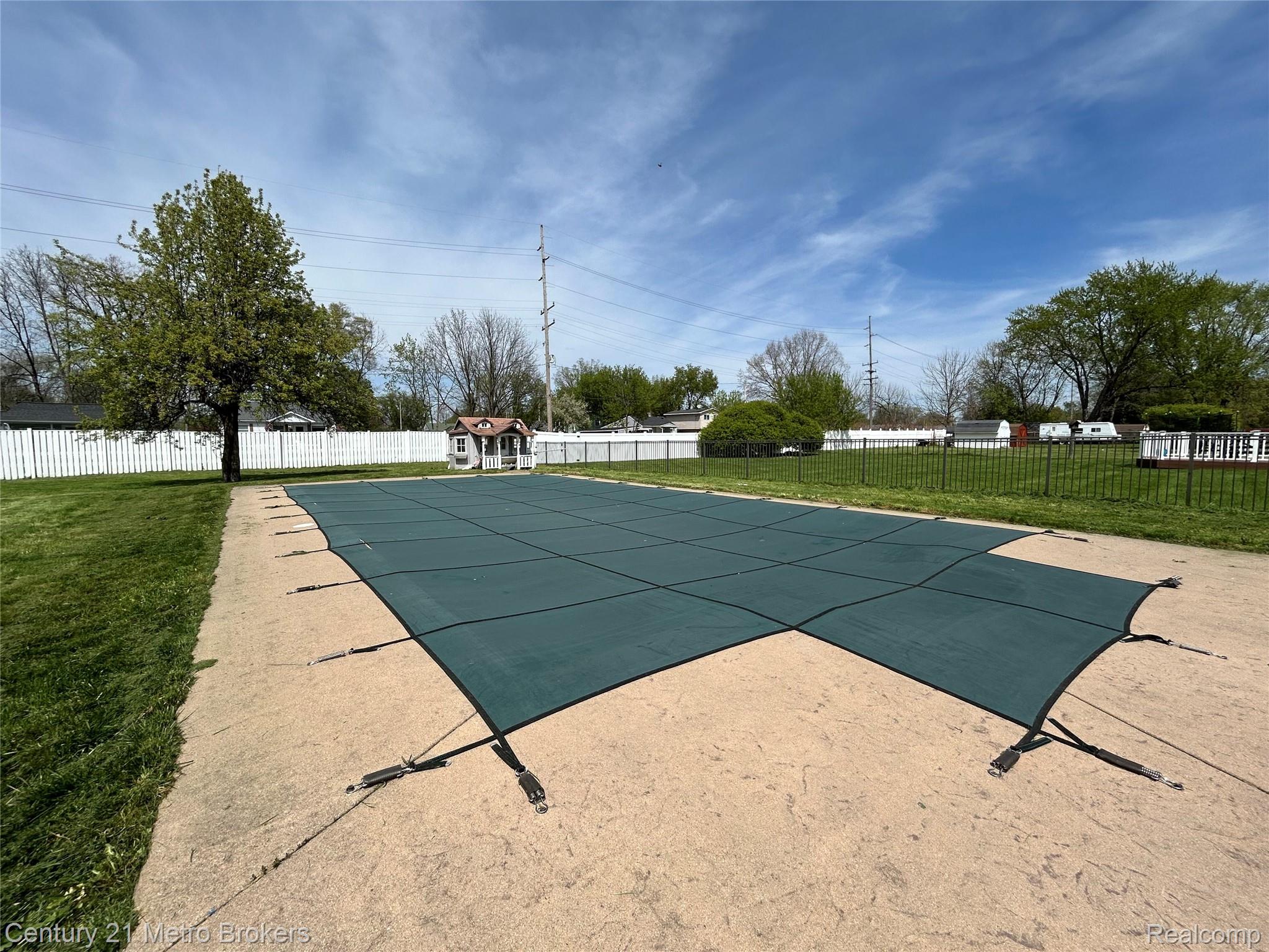 1124 Trotwood Lane