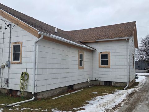 Tiny photo for 818 E Chippewa Street, Mt Pleasant City, MI 48858 (MLS # 79080064465)