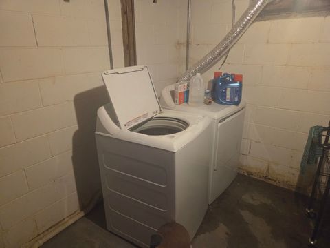 Tiny photo for 818 E Chippewa Street, Mt Pleasant City, MI 48858 (MLS # 79080064465)