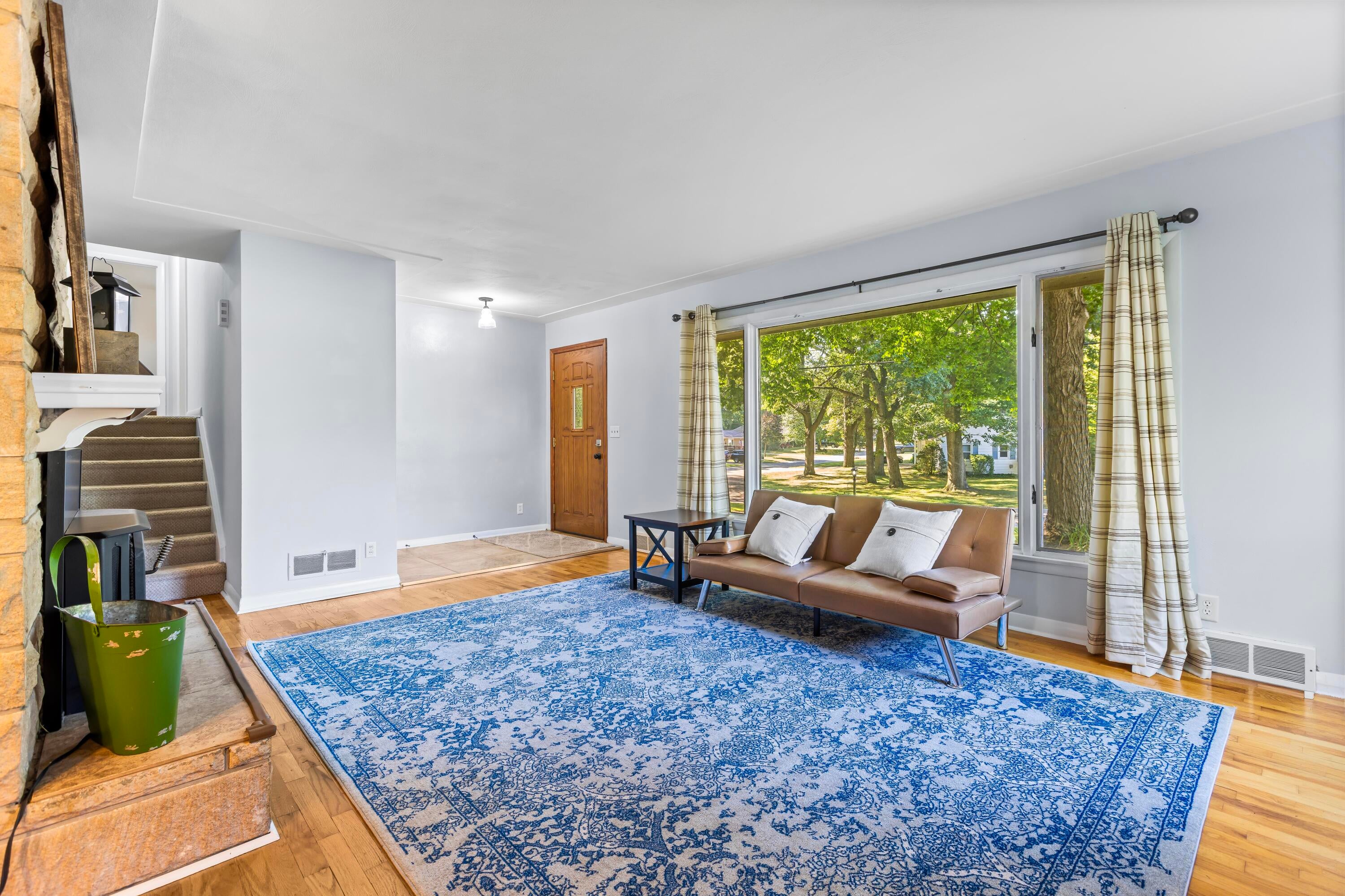 341 Country Club Terrace