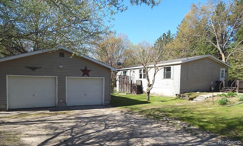 2389 W Maplehurst Drive
