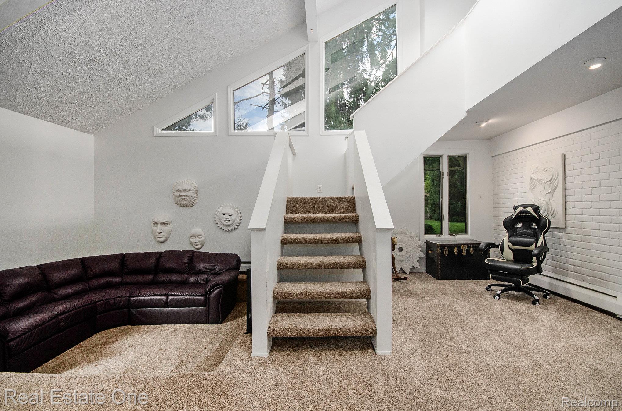 35238 Moravian Drive