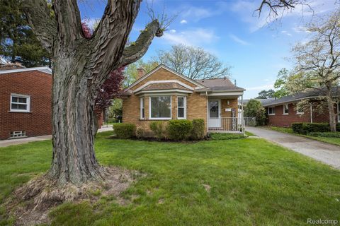 Photo of 22157 Mauer Street, St Clair Shores City, MI 48080 (MLS # 20261028671)