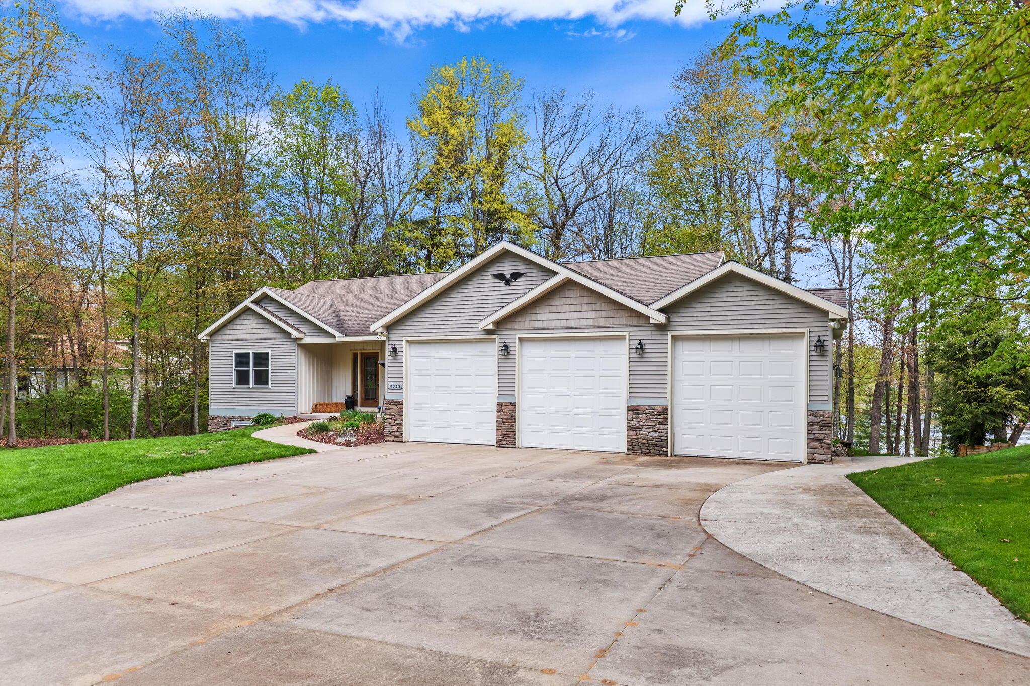 11033 Sandy Oak Trail