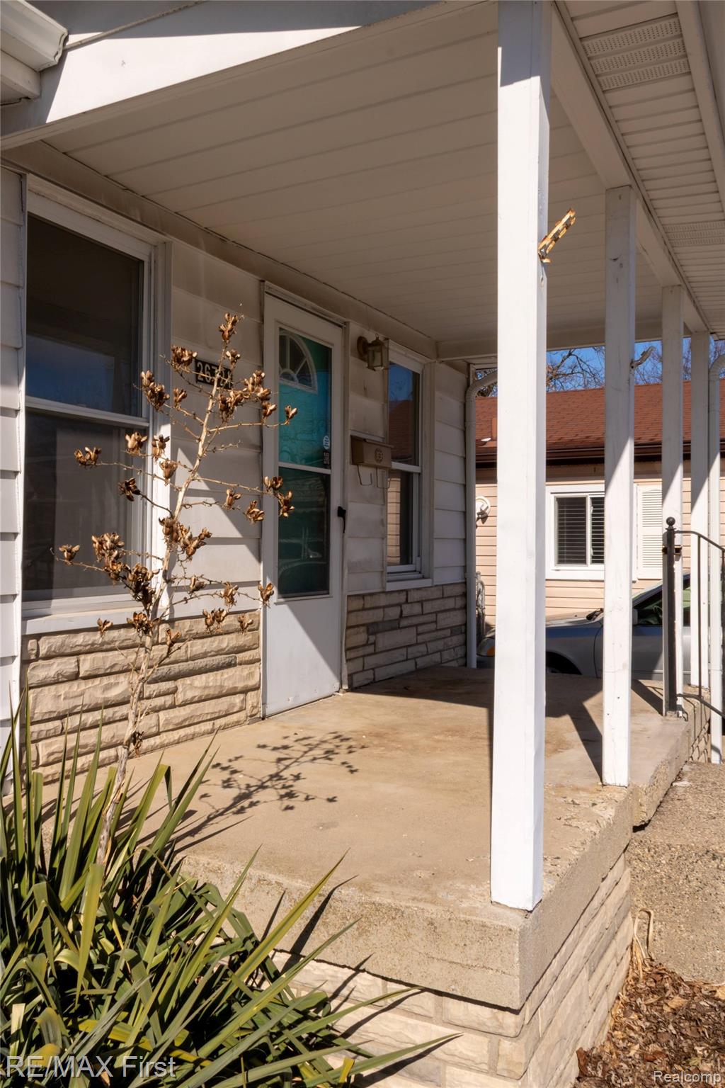 26721 Barrington Street