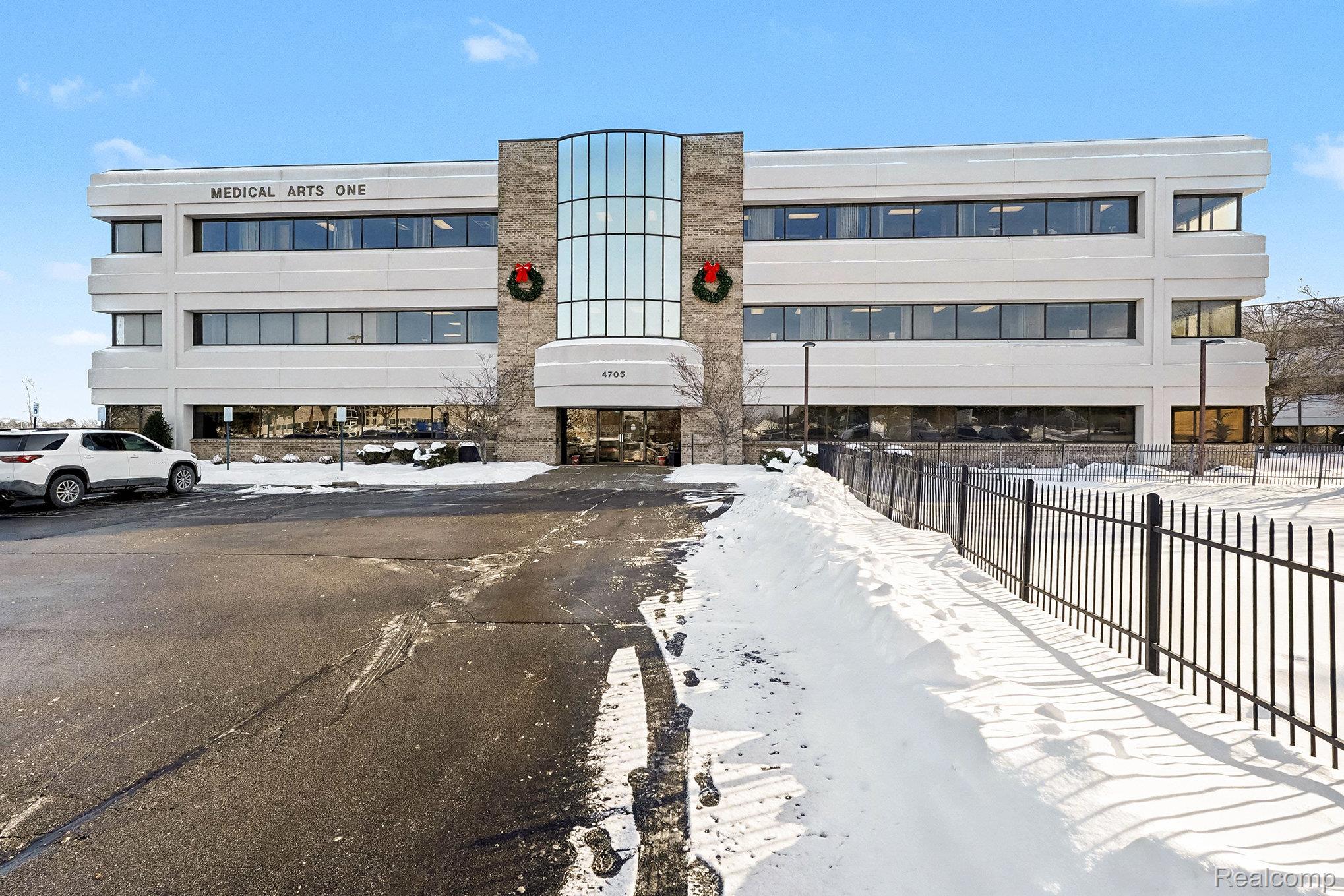 4705 Towne Centre Road 304