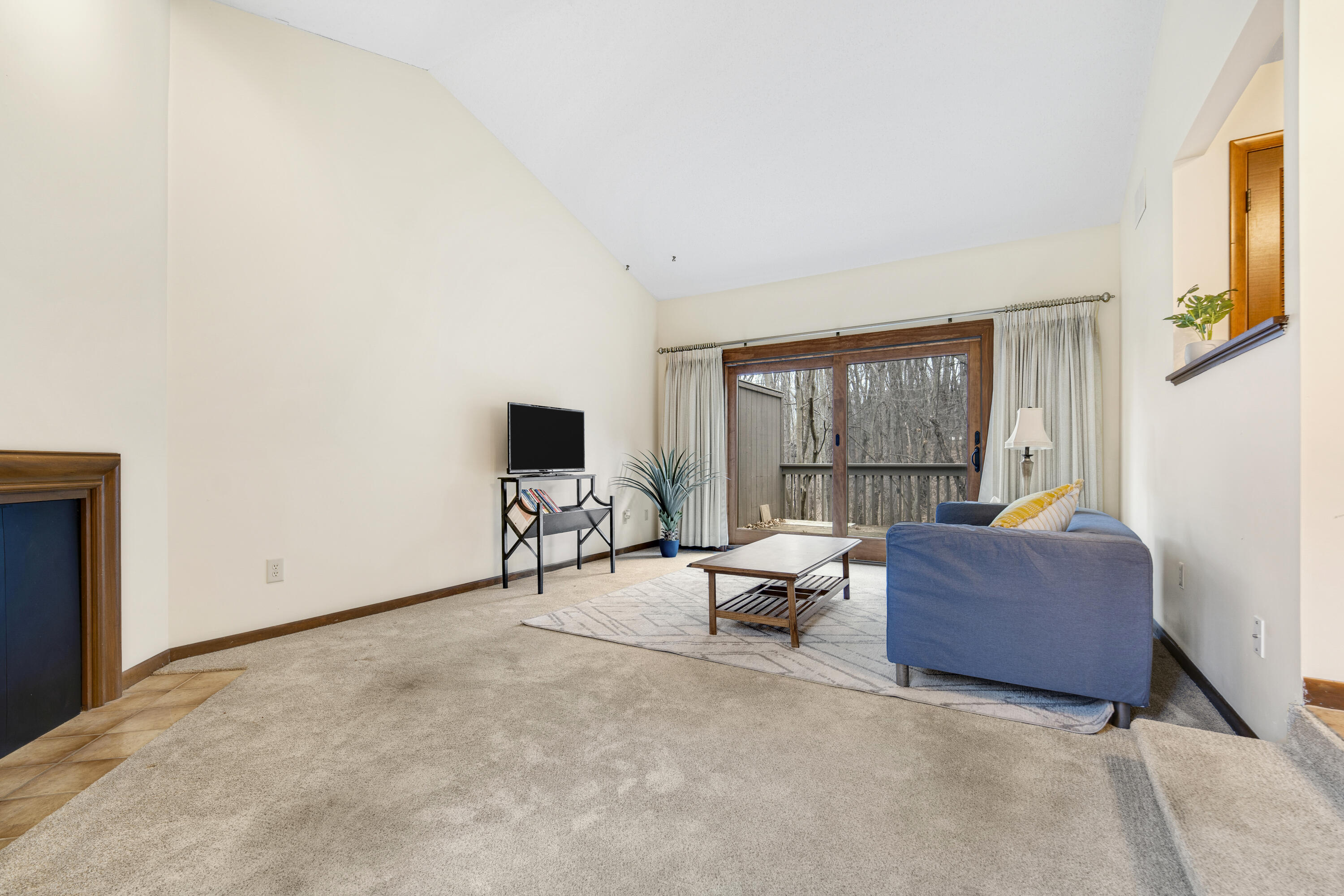 2429 Highpointe Drive