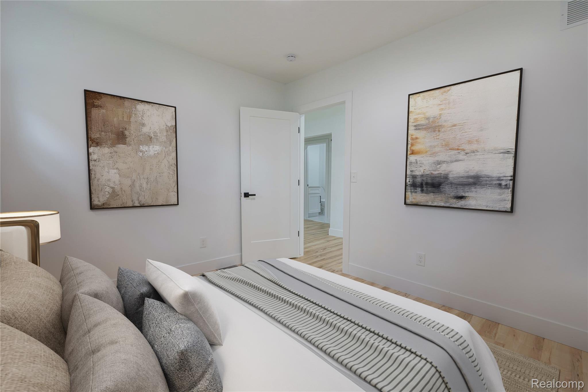 Southfield City, Michigan 48076, United States, 3 Bedrooms Bedrooms, ,1 BathroomBathrooms,Residential,Active,161616