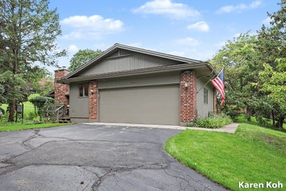 3598 Charlevoix Drive SE Cascade Charter Township MI 49546