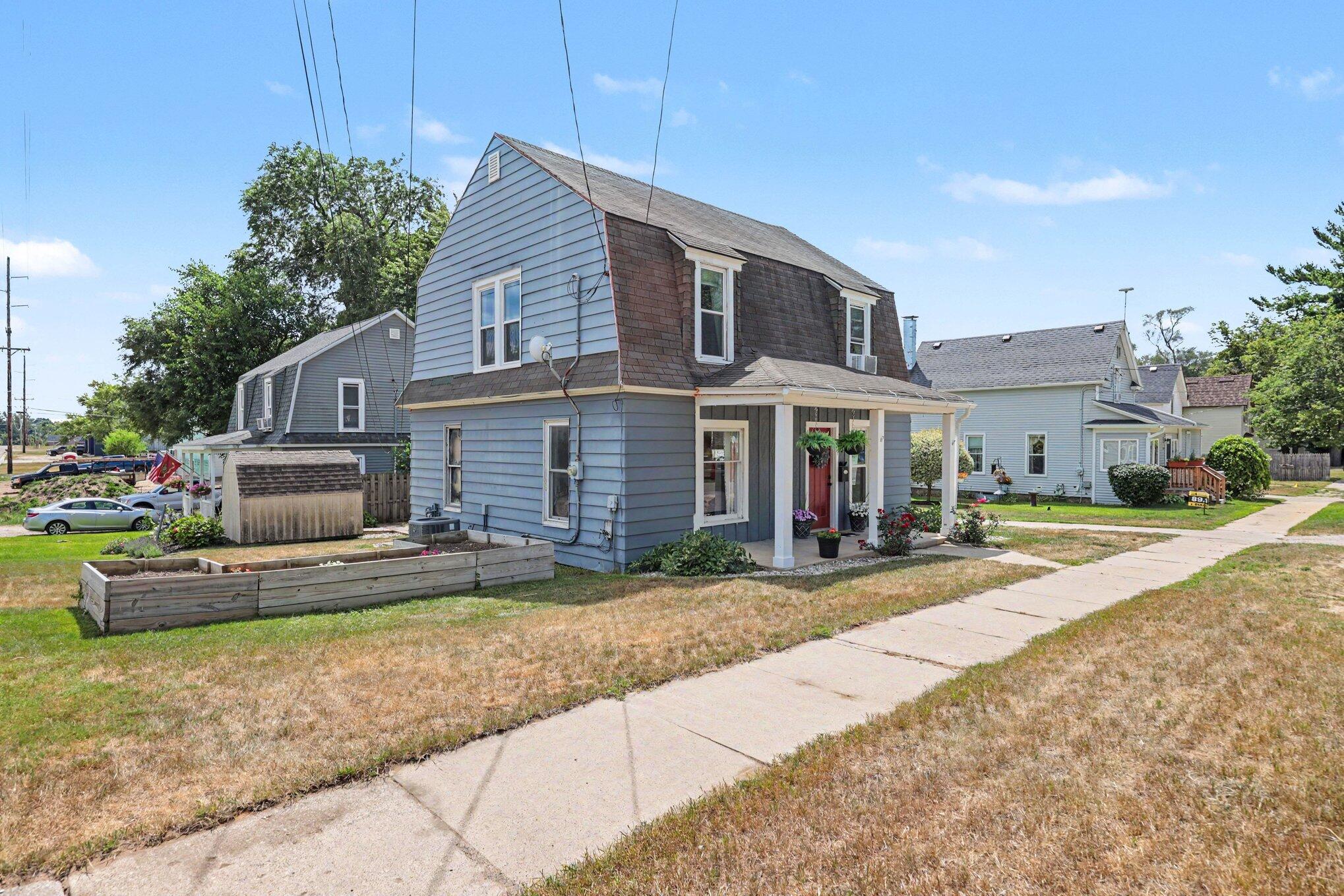 223 Leonard Street