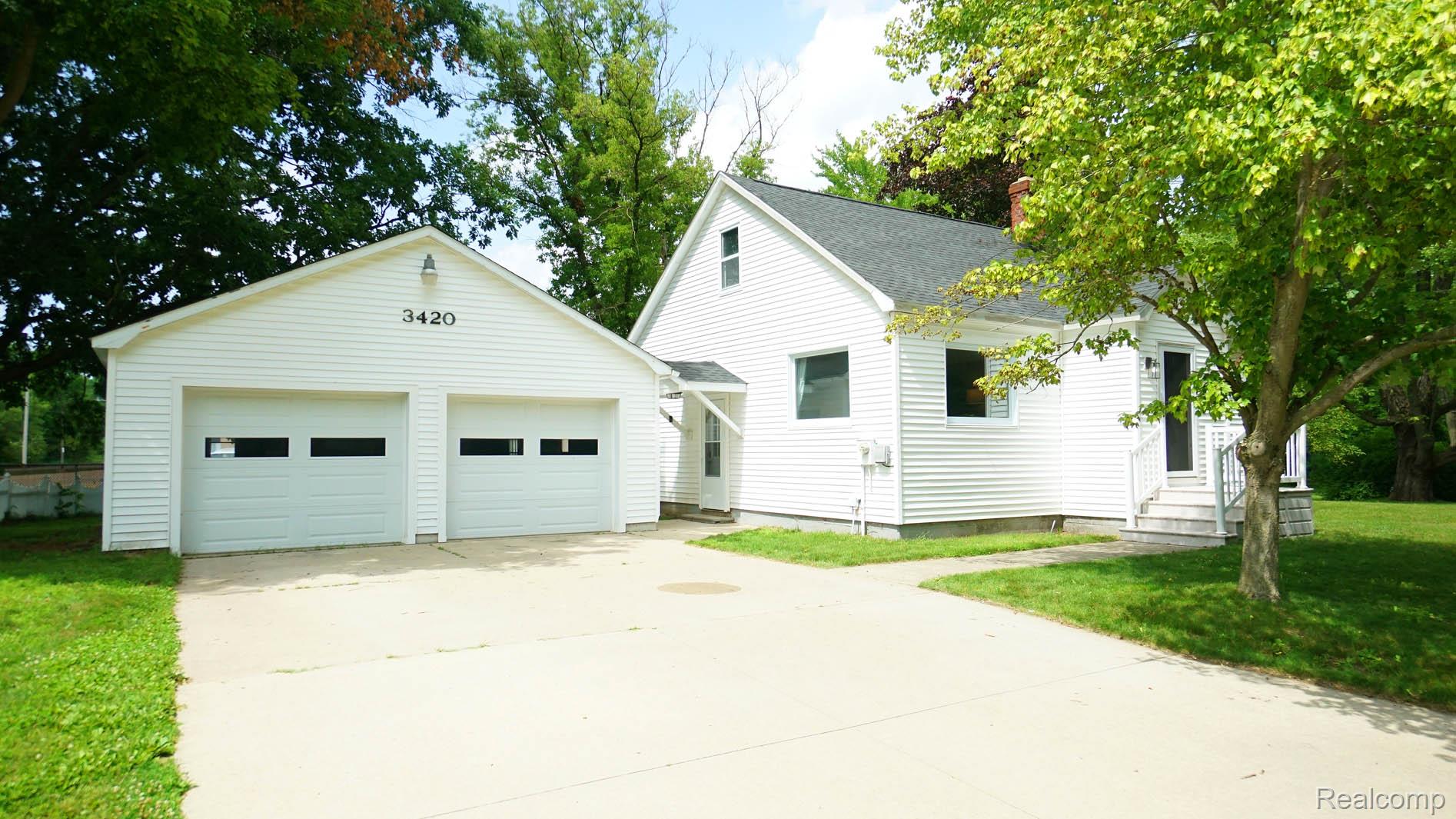 3420 Rivercrest Court