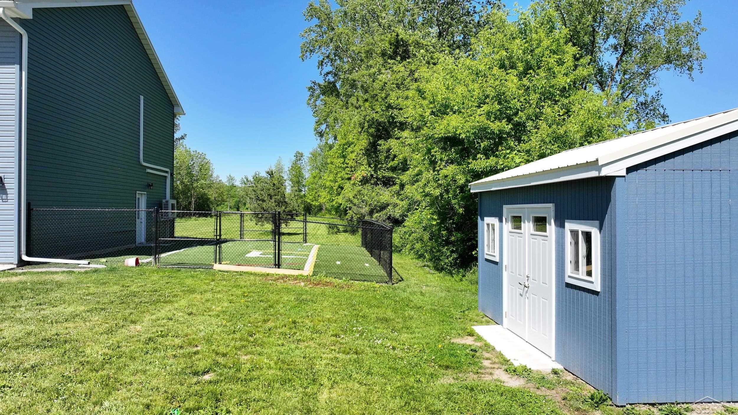 6785 N Michigan Road