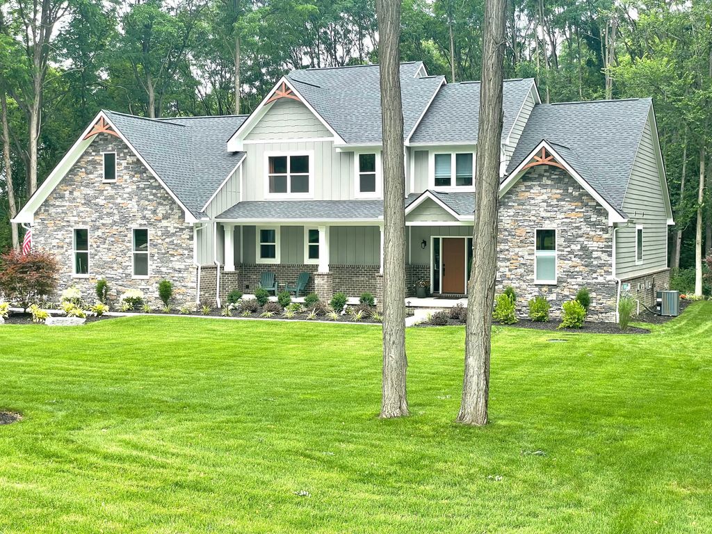 listing image 0