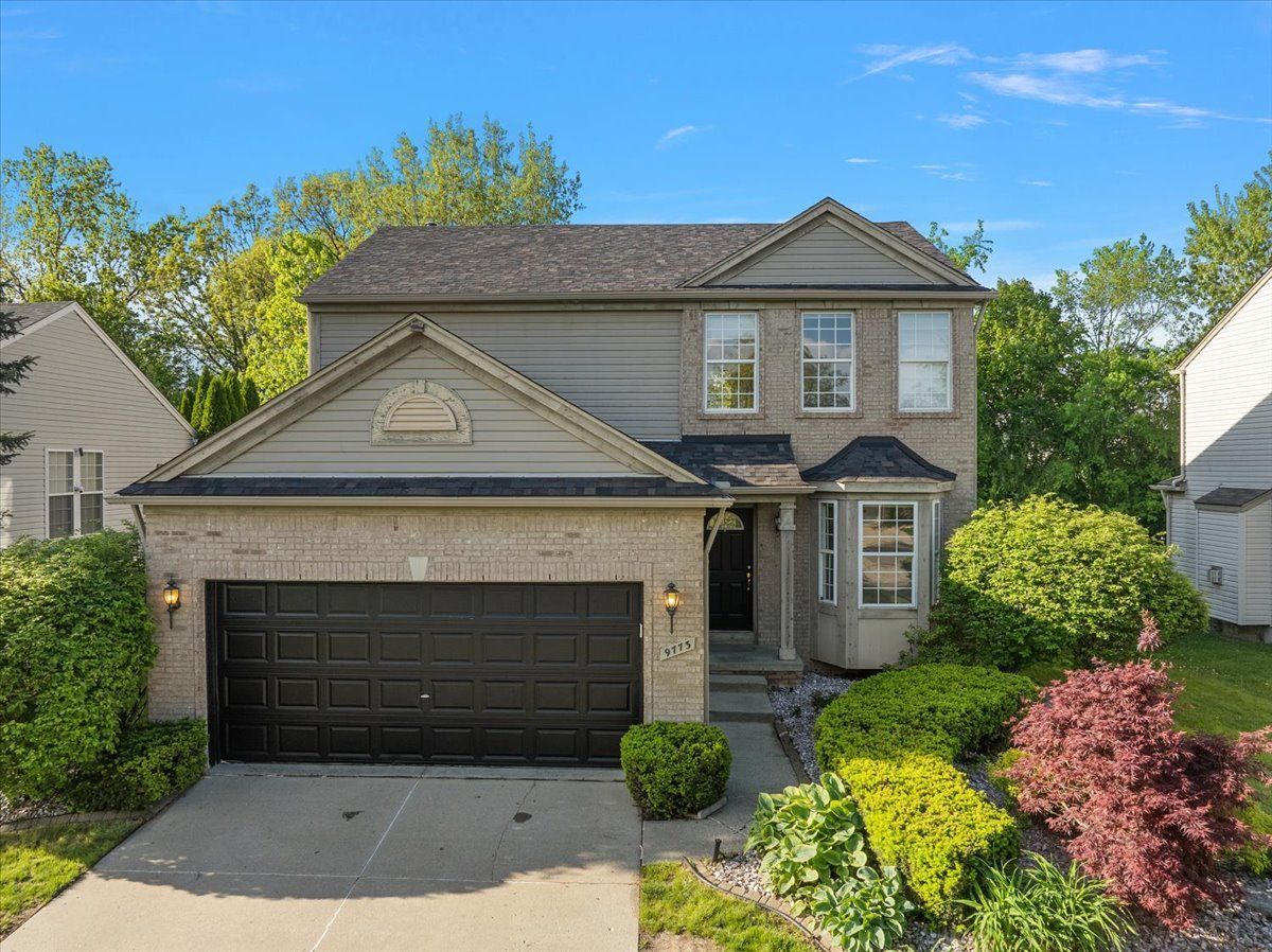 9773 RAVENSHIRE Drive