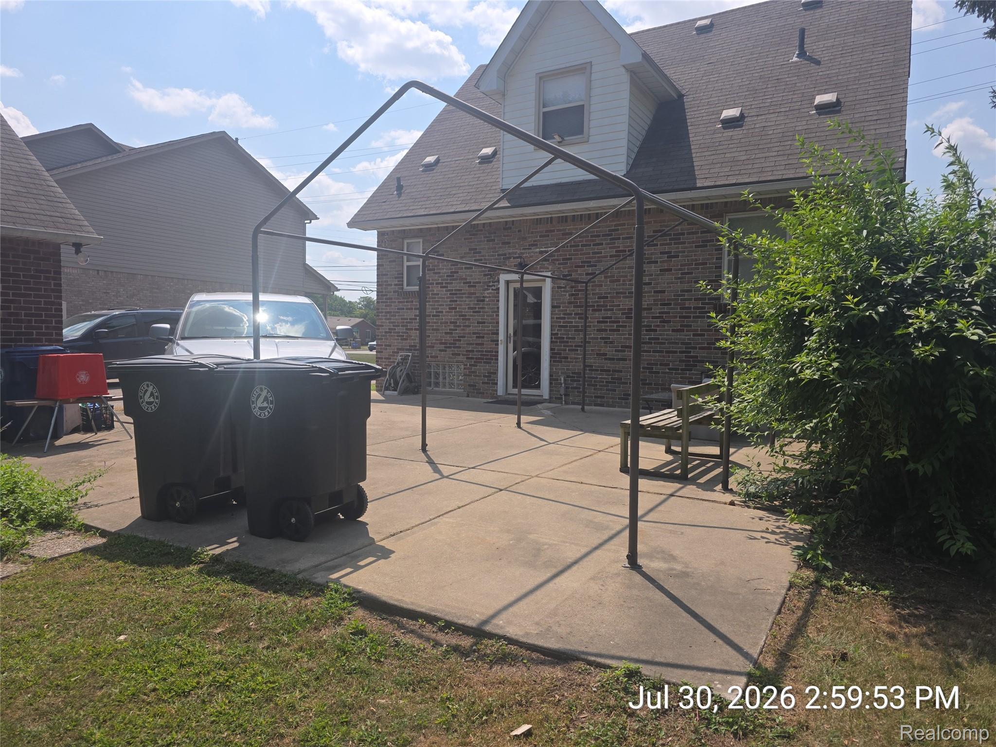 15940 Newburgh Road