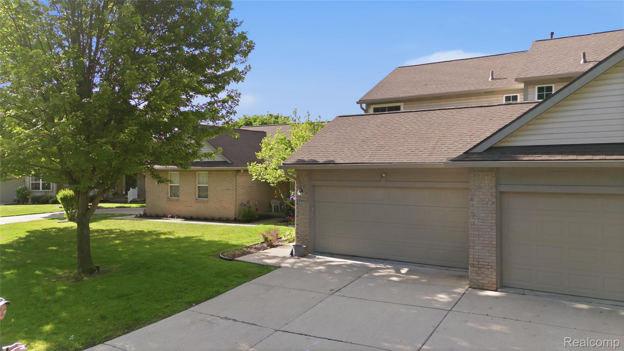 22852 Woodcreek Drive