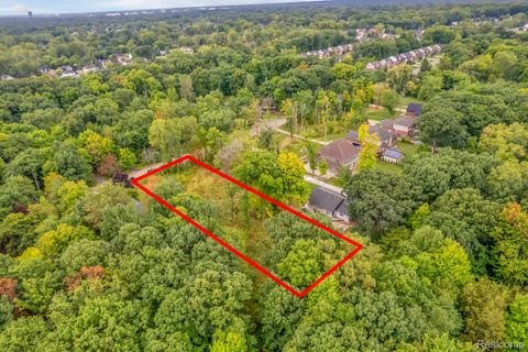 3459 Hazelton Avenue Rochester Hills City MI 48316