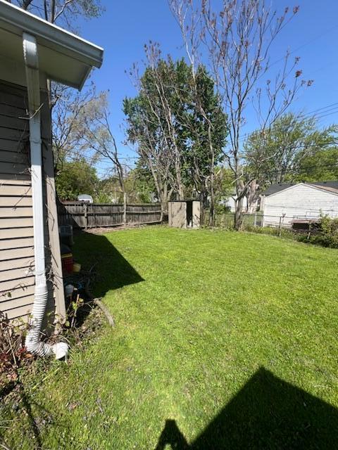 138 W Maxlow Avenue