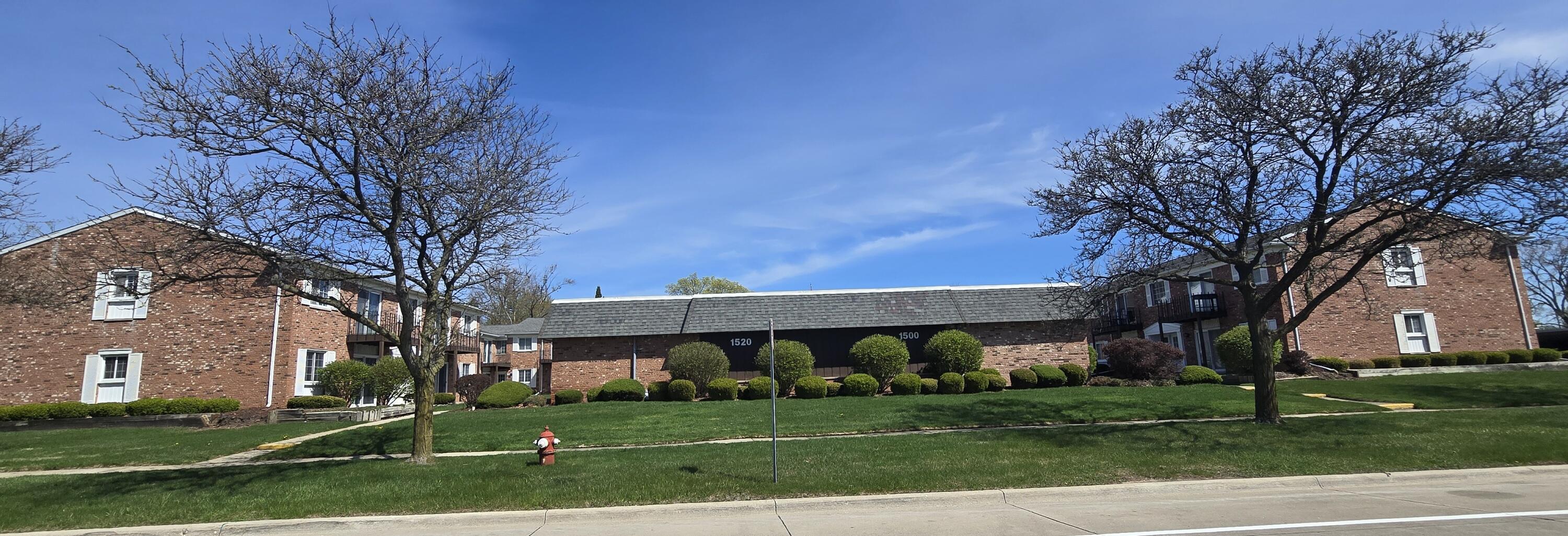 1512 Normandy Road 105