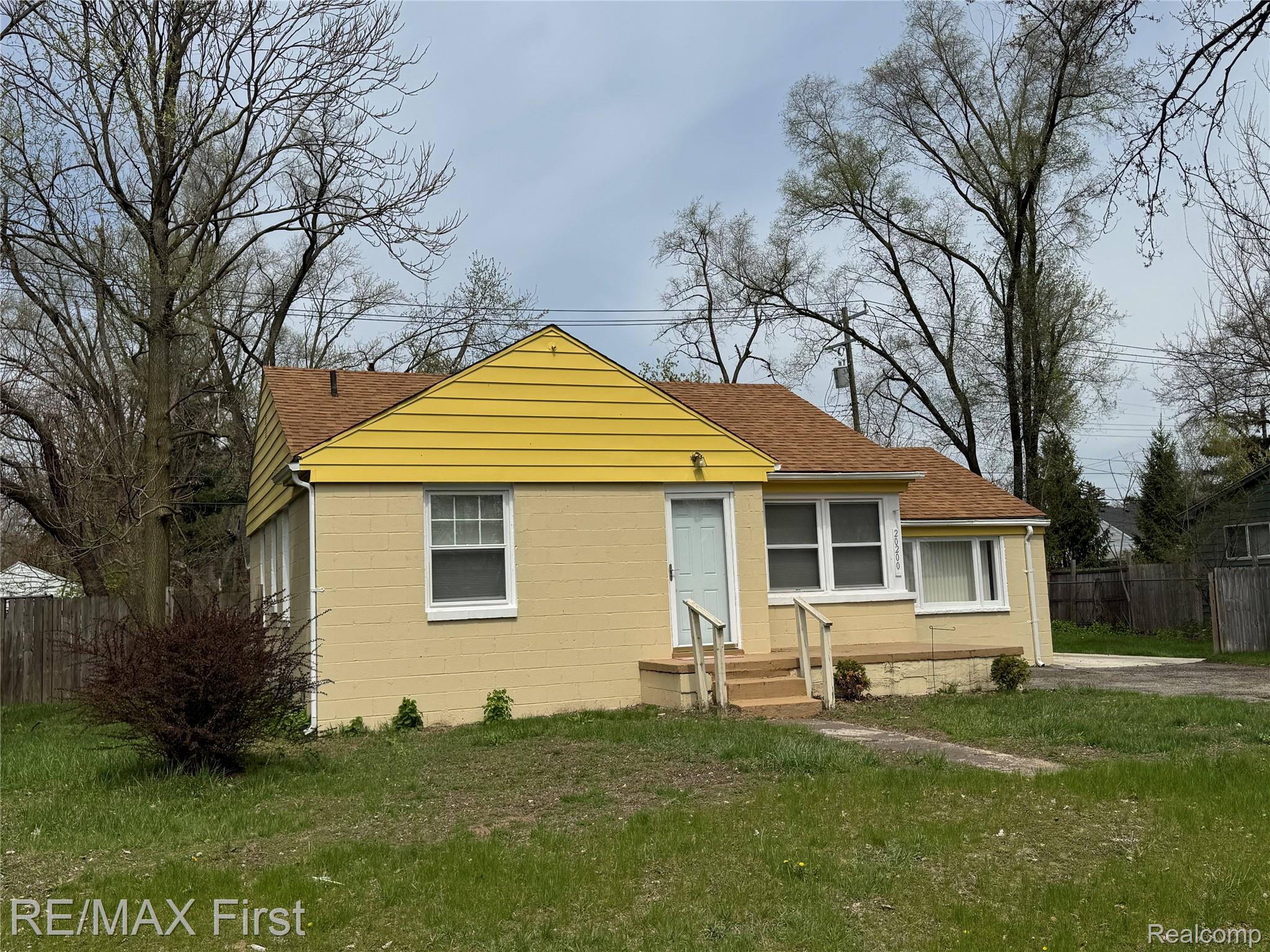 20200 Westhampton Avenue