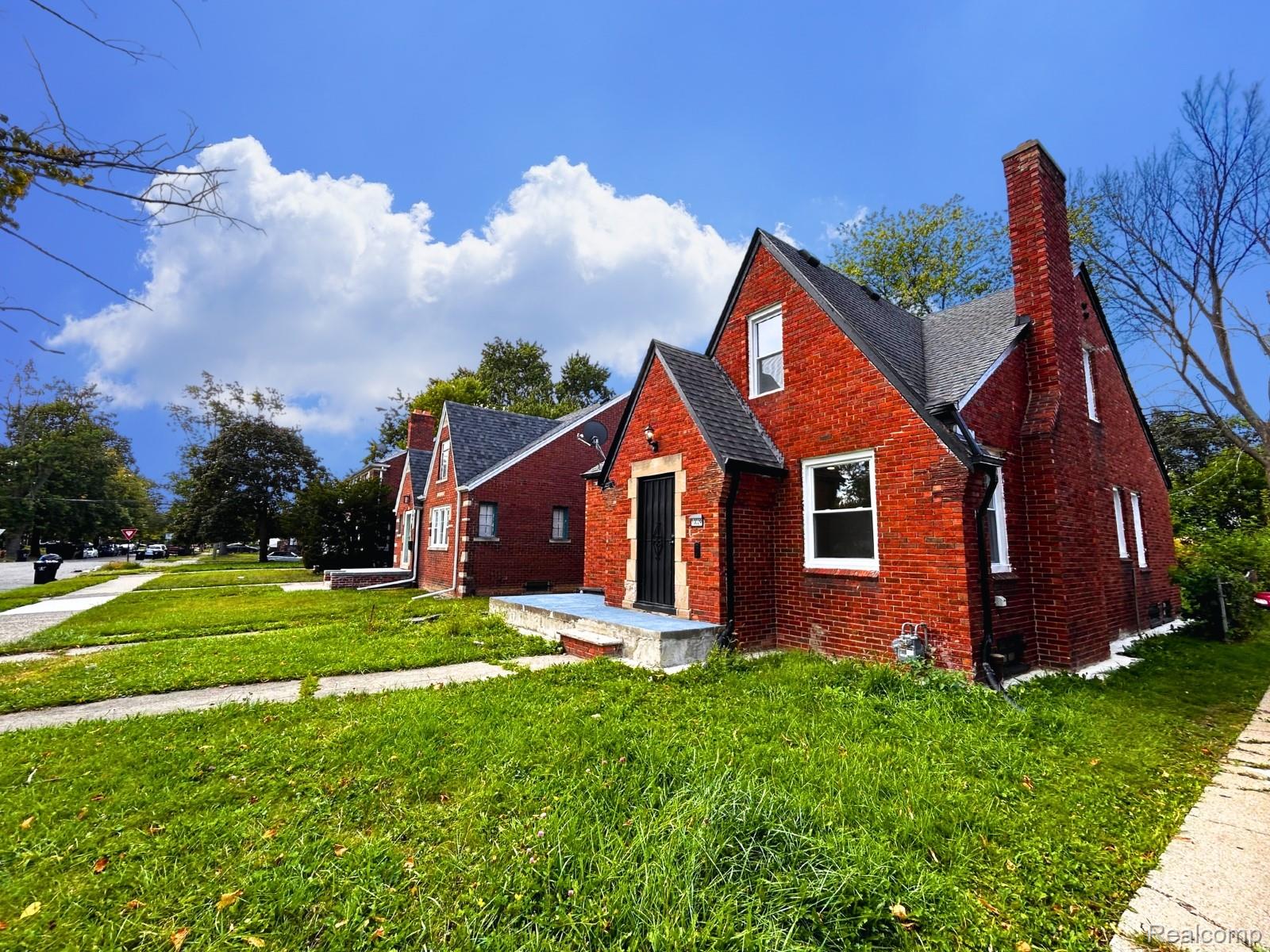 10029 Balfour Road