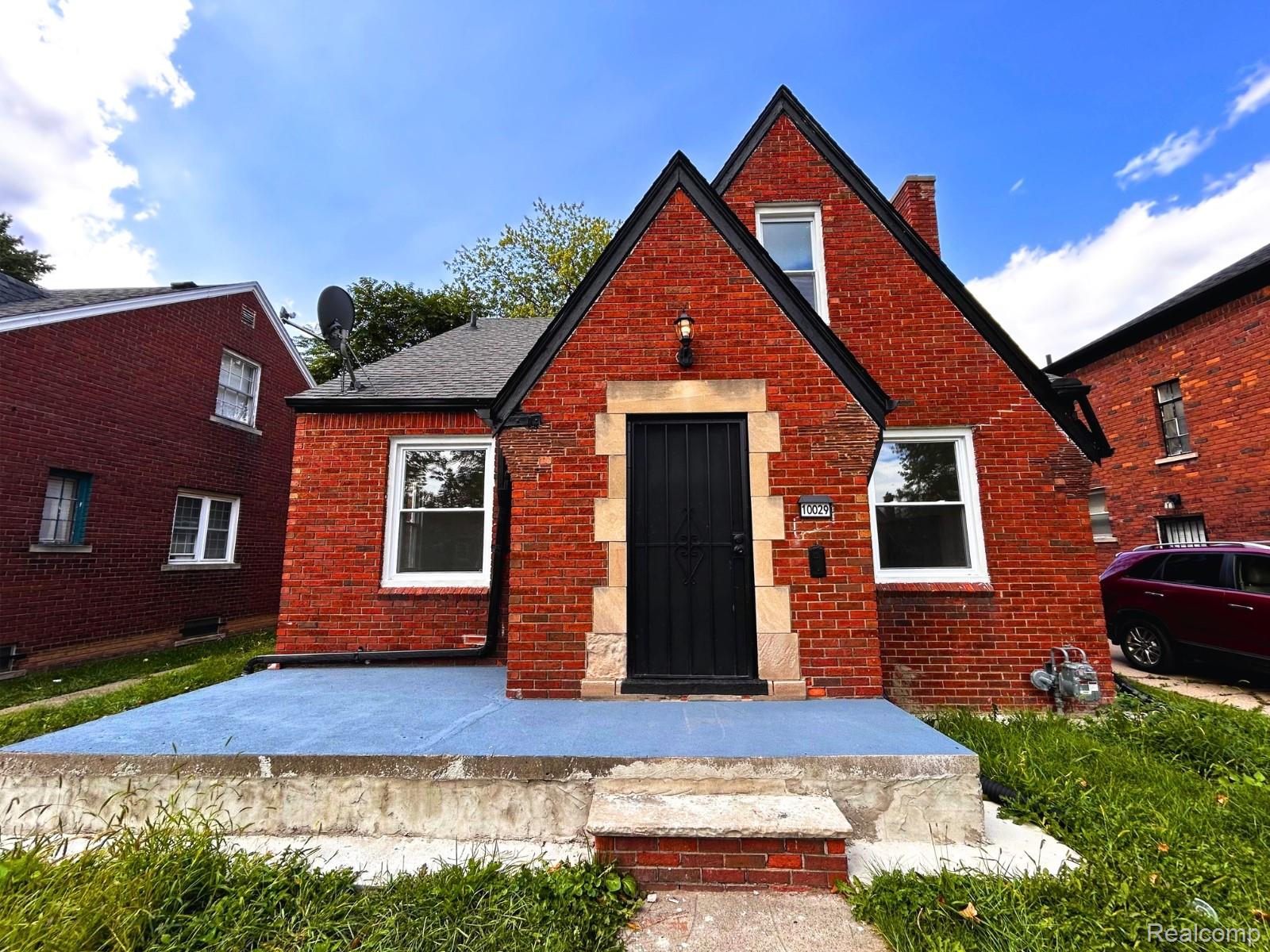10029 Balfour Road