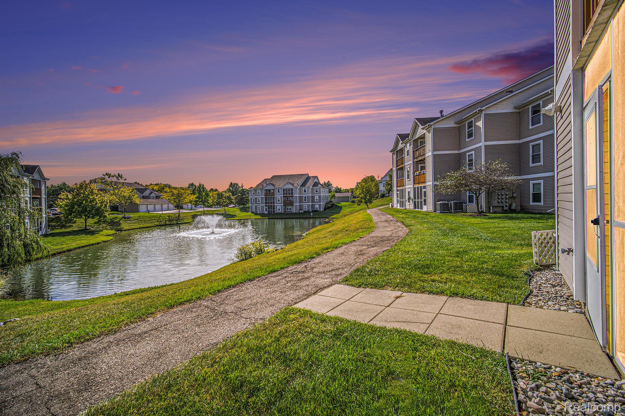 1533 Weatherstone Drive