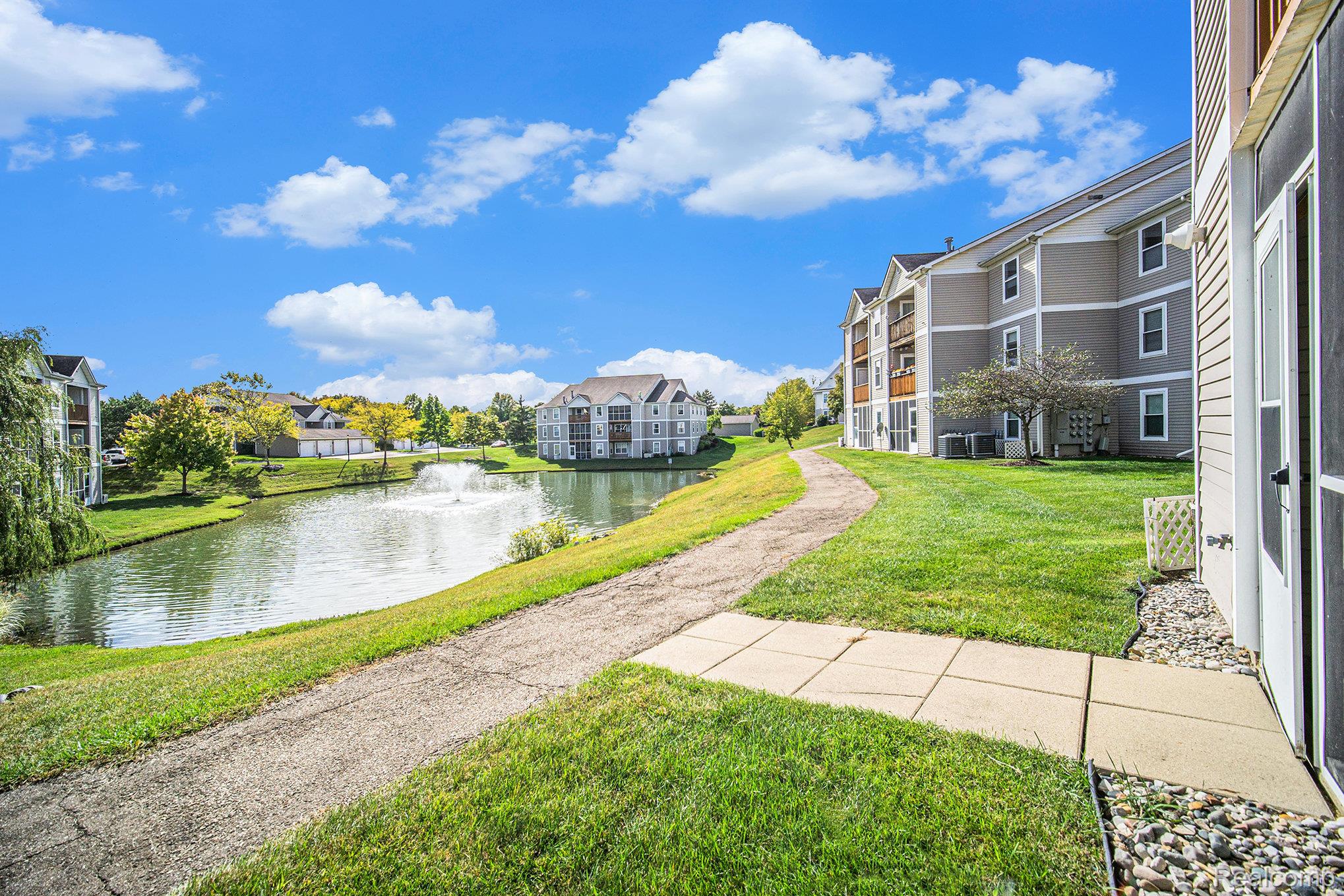 1533 Weatherstone Drive