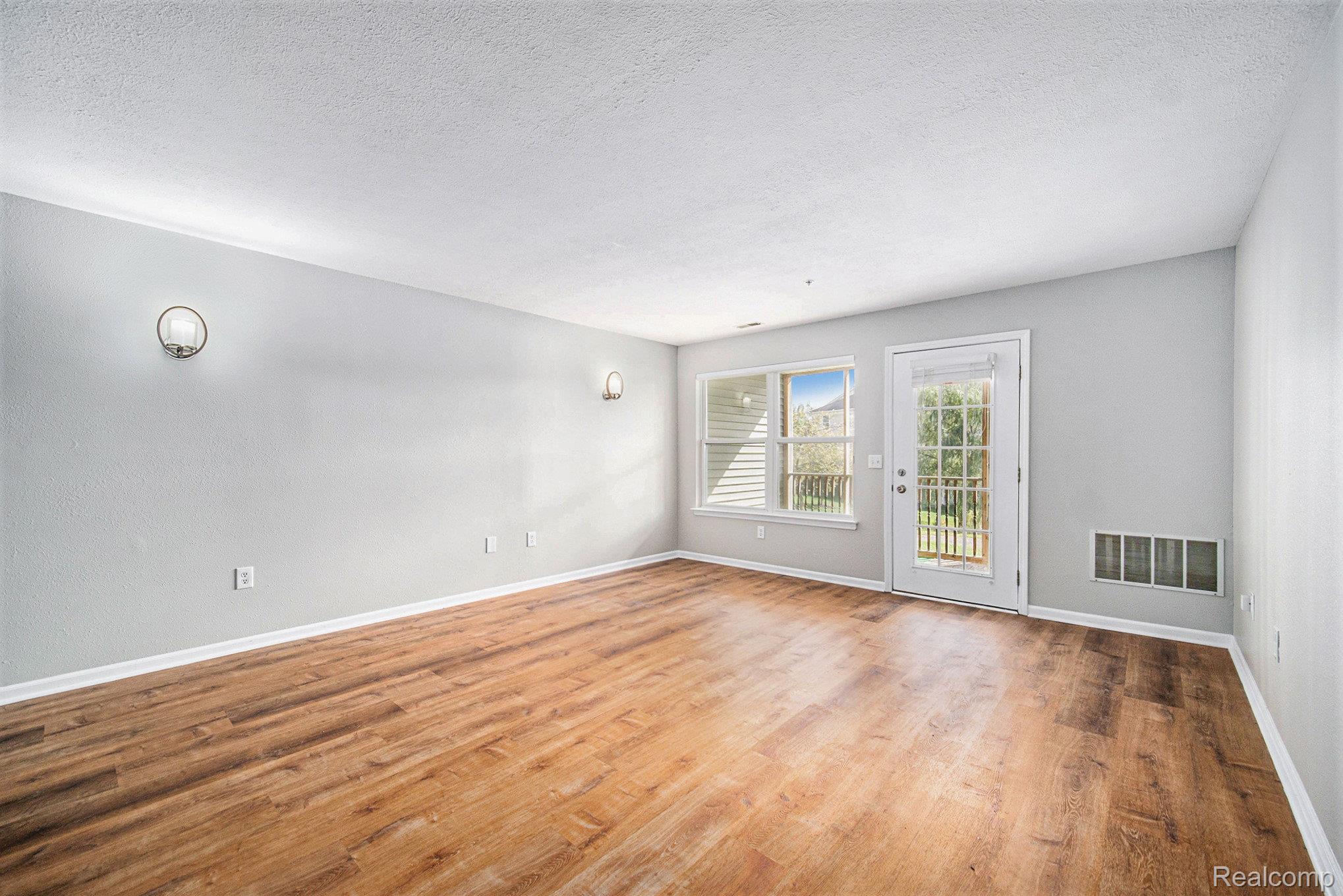 1533 Weatherstone Drive