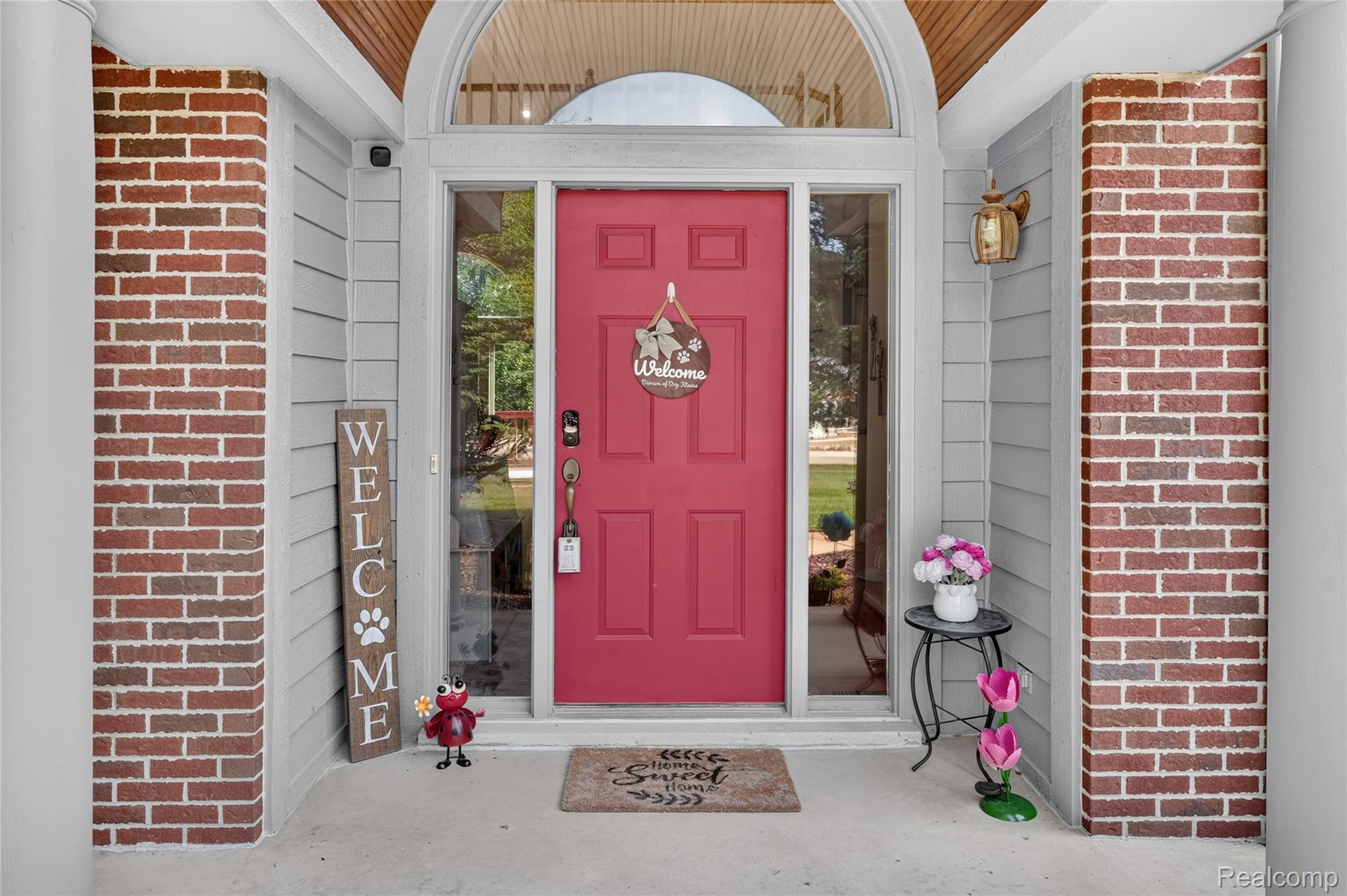 8805 Pebble Creek Drive
