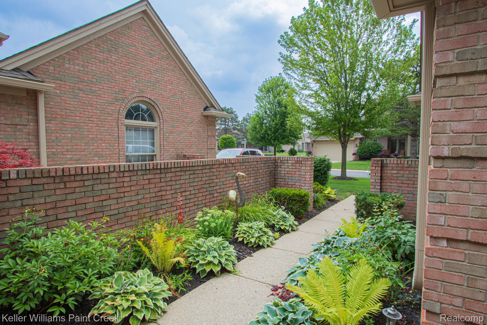 42713 Jason Court