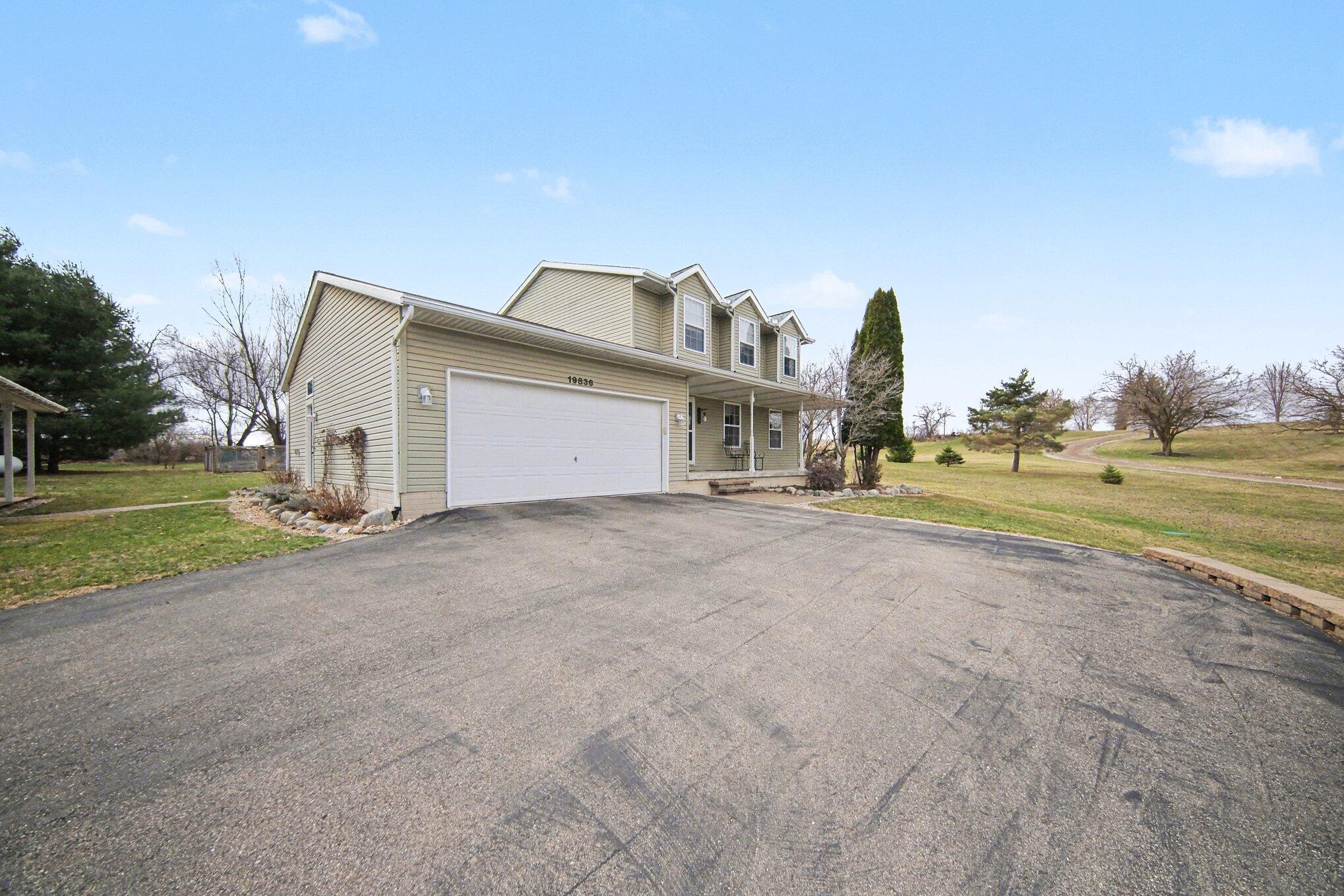 19836 Queens Court