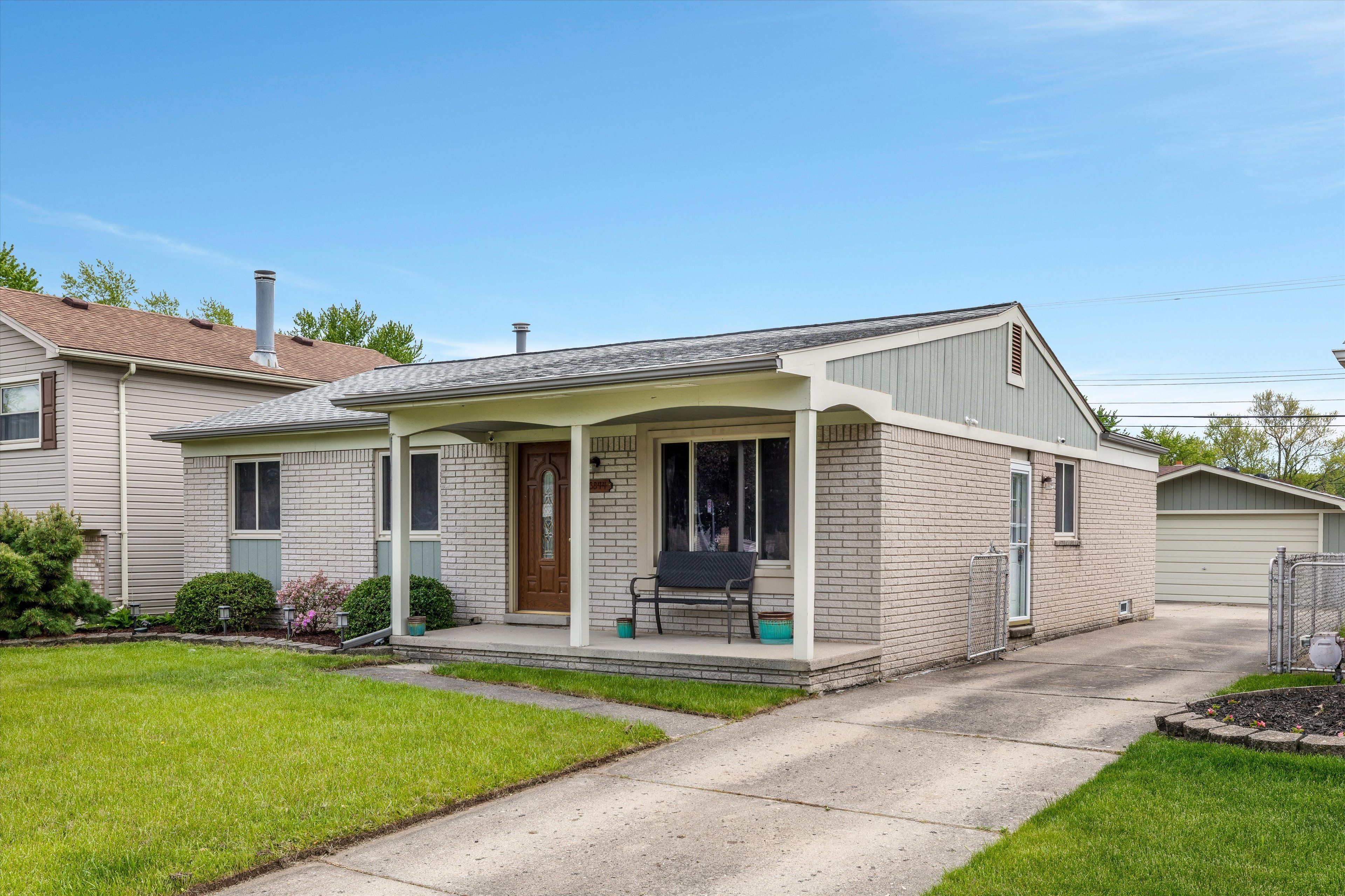 23844 MANILA Street
