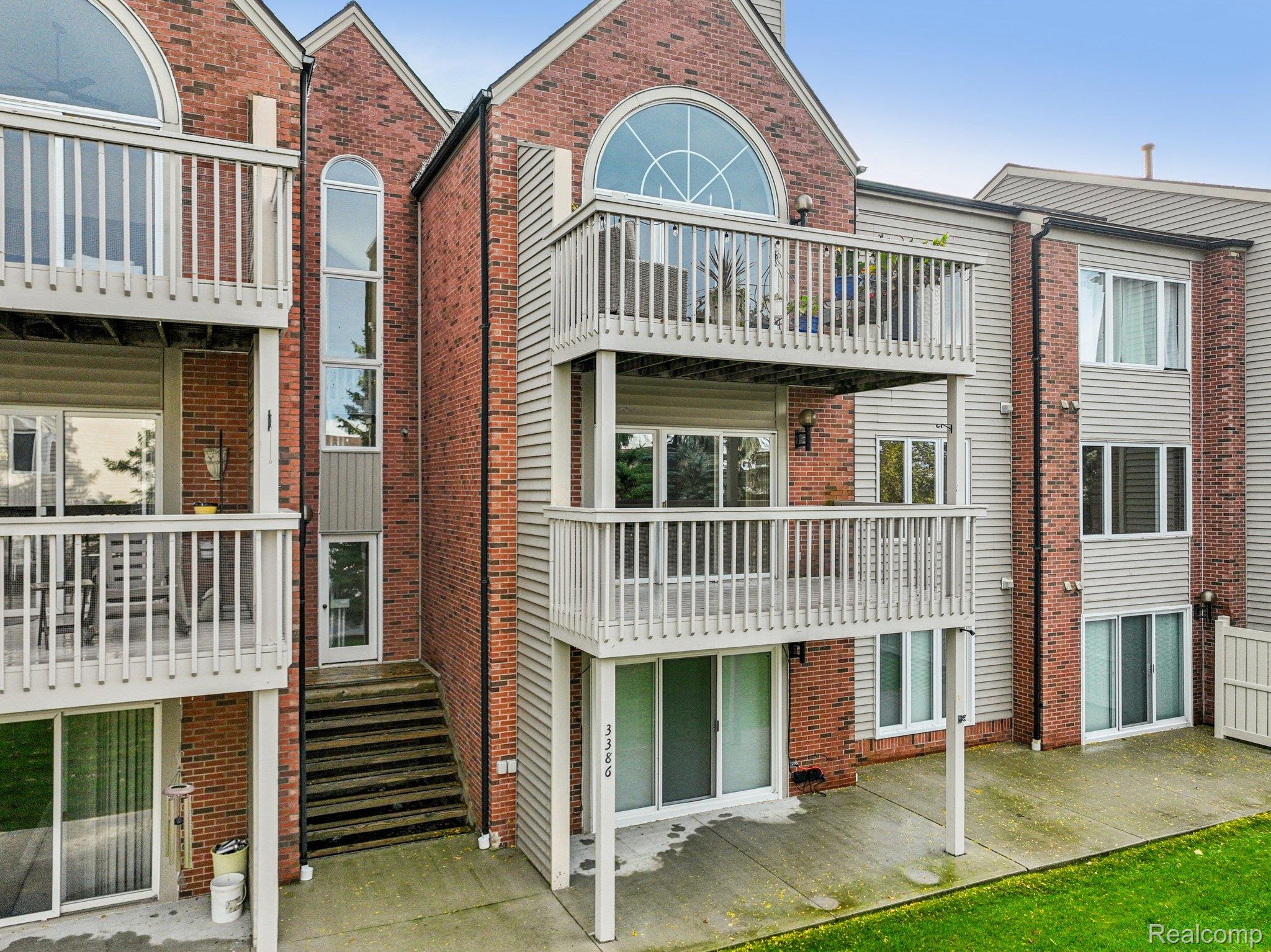 3388 Loon Lake Court