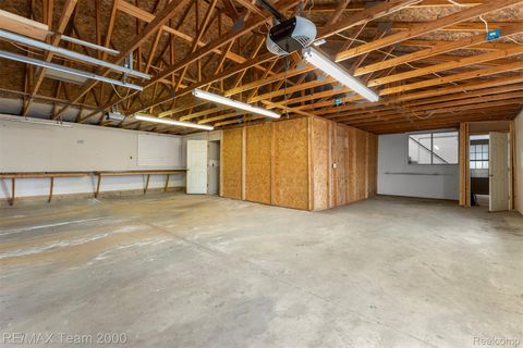 Tiny photo for 4390 Cass Elizabeth Road, Waterford Charter Township, MI 48328 (MLS # 20261024785)