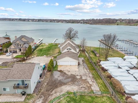 Tiny photo for 4390 Cass Elizabeth Road, Waterford Charter Township, MI 48328 (MLS # 20261024785)