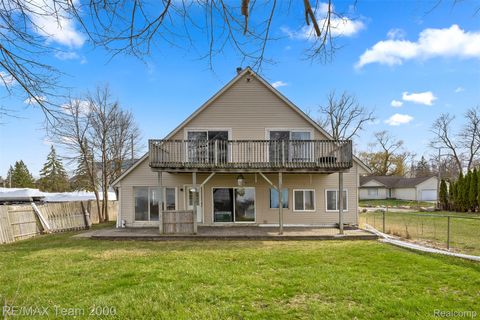 Tiny photo for 4390 Cass Elizabeth Road, Waterford Charter Township, MI 48328 (MLS # 20261024785)