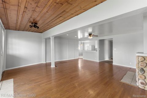 Tiny photo for 4390 Cass Elizabeth Road, Waterford Charter Township, MI 48328 (MLS # 20261024785)