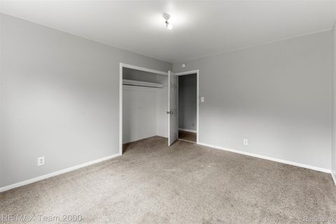Tiny photo for 4390 Cass Elizabeth Road, Waterford Charter Township, MI 48328 (MLS # 20261024785)