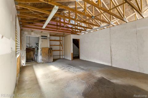 Tiny photo for 4390 Cass Elizabeth Road, Waterford Charter Township, MI 48328 (MLS # 20261024785)