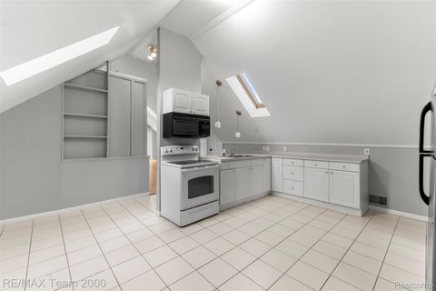 Tiny photo for 4390 Cass Elizabeth Road, Waterford Charter Township, MI 48328 (MLS # 20261024785)