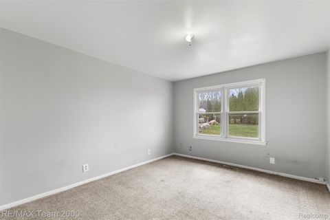 Tiny photo for 4390 Cass Elizabeth Road, Waterford Charter Township, MI 48328 (MLS # 20261024785)
