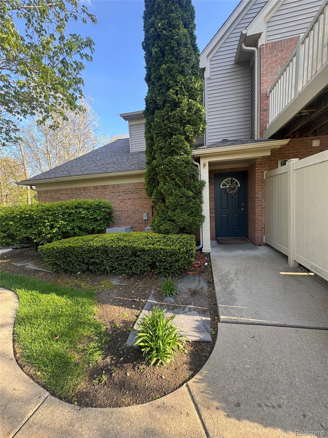 210 Marigold Circle 7